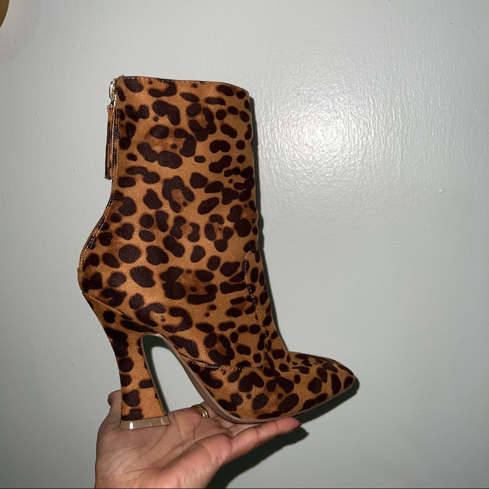 Wild Diva leopard print square toe boots. Size 6.5